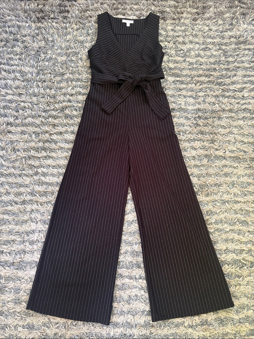 Chealsea • 28 Black Pinstripe V-Neck Wide-Leg Jumpsuit with Waist Tie XS
